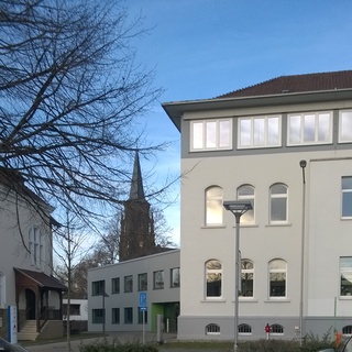 das Amtsgericht vom Markplatz aus gesehen